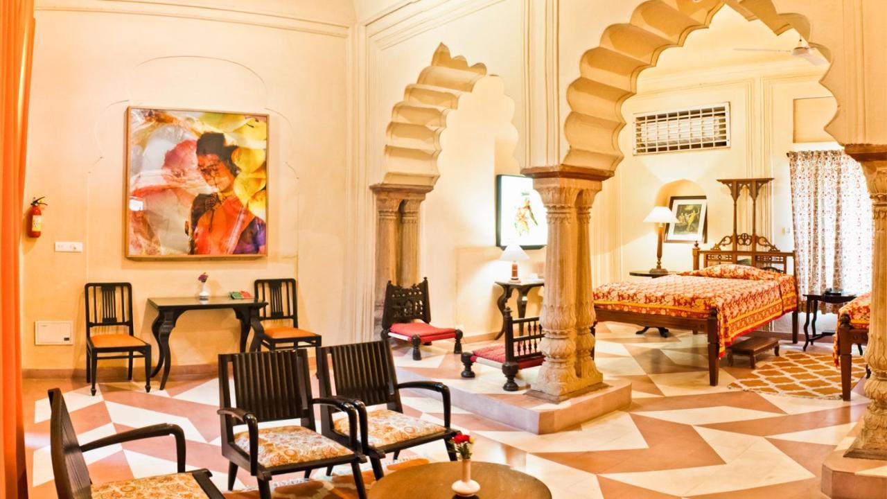 Neemrana'S - Tijara Fort Palace Exterior photo