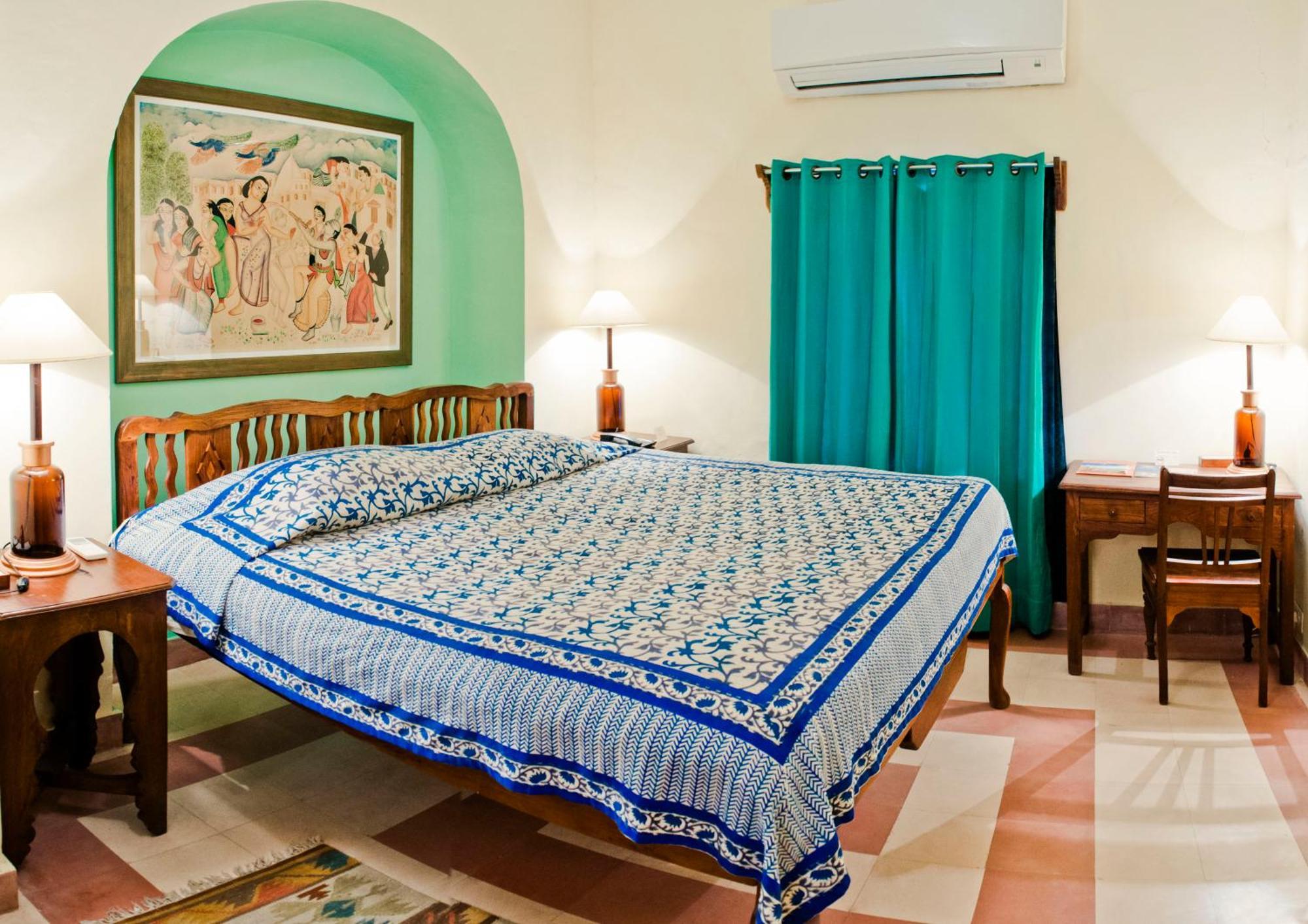 Neemrana'S - Tijara Fort Palace Exterior photo